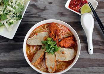 Cách nấu bún chả cá Đà Nẵng ngon tại nhà