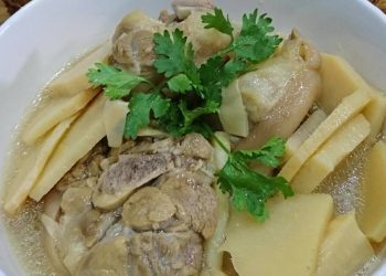 Cách làm món giò heo hầm măng tươi ngon