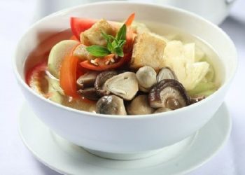 Cách nấu Canh Chua Chay ngon tại nhà ngày rằm