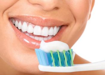 Cách chọn kem đánh răng an toàn không thể không biết
