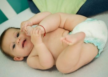 Bí mật về bỉm và tã cho bé các mẹ không thể không biết