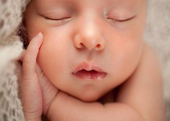 Dị ứng thời tiết ở trẻ sơ sinh: Vấn đề mẹ không thể chủ quan