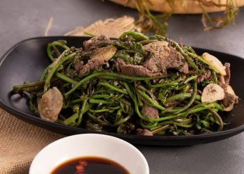 Rau chạy : 4 cách làm món ăn chân phương, giòn ngon cực thanh mát