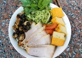 Cách nấu bún ốc miền Nam ngon đậm đà cho bữa sáng hấp dẫn