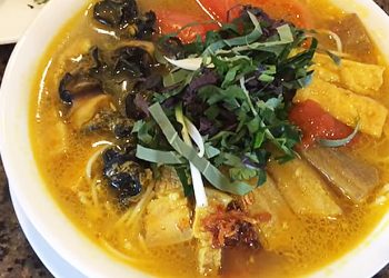 2 cách nấu bún ốc chuối đậu chuẩn vị, không bị tanh đơn giản nhất