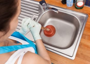 Cách thông tắc bồn rửa bát vừa sạch lại vừa nhanh