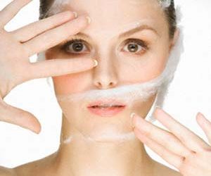 8 lỗi chăm sóc da thường gặp phái đẹp nên biết