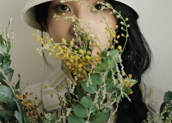 Ngắm nhìn BST “Ở Giữa Mùa Xuân” của chàng tiền vệ tài hoa Nguyễn Tuấn Anh
