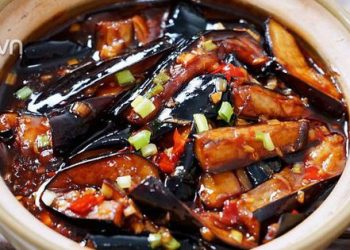 Cà tím đừng nấu canh hay xào, đem kho thế này cả nhà vét sạch nồi cơm
