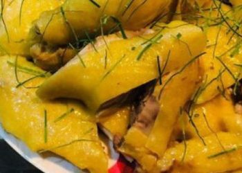 Không cần luộc, gà hấp với củ này vừa thơm ngon lại lạ miệng