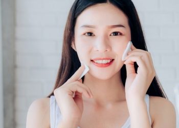 Học ngay bí quyết chăm sóc phục hồi da sau mụn