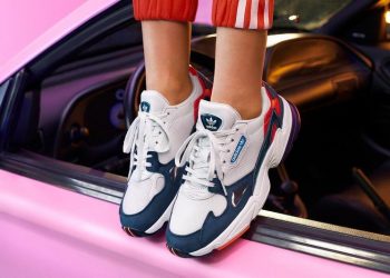 Sneaker là gì? Bí quyết phối đồ với sneaker hiện đại, cá tính nhất hiện nay