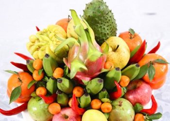 Cách chọn hoa quả tươi ngon, đẹp mã bày ban thờ dịp Tết