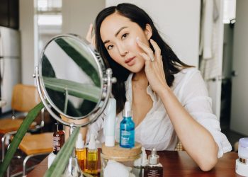 Bí quyết chăm sóc da đón Tết cho hội chị em rạng rỡ vui xuân