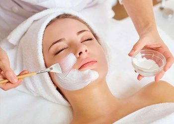 Làm đẹp mùa giãn cách, tại sao không? Thử ngay những mẹo sau để “tân trang” làn da nào
