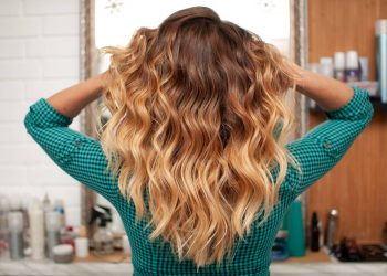Biết được những mẹo nhỏ dưới đây – tóc bạn sẽ mềm mượt, giảm gãy rụng vô cùng hiệu quả!