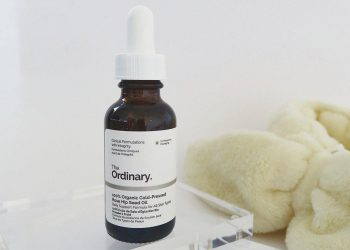 Review dầu dưỡng The Ordinary 100% Organic Cold-Pressed Rose Hip Seed Oil: dưỡng da tươi trẻ, khỏe mạnh như tuổi đôi mươi