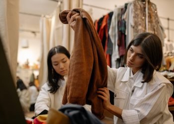 Săn đồ secondhand với những địa điểm nổi tiếng ở Hà Nội