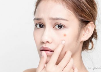 Sử dụng 2 loại kem chống nắng cùng lúc có nên không?