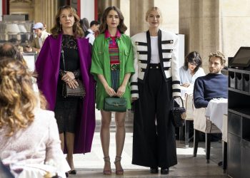 Yếu tố thời trang trong Emily in Paris ảnh hưởng như thế nào ?