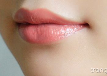 Hướng dẫn làm son dưỡng môi từ Socola