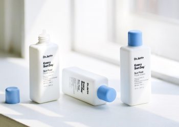 Review kem chống nắng Dr.Jart+ Every Sun Day Sun Fluid SPF 50+ PA+++