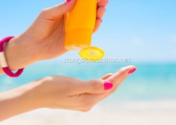 Sử dụng kem chống nắng trước hay sau khi trang điểm