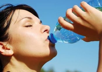 Bảo vệ sức khỏe trong thời tiết nắng nóng làm sao cho đúng?