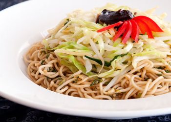 Cách làm mì xào chay ngon đơn giản tại nhà