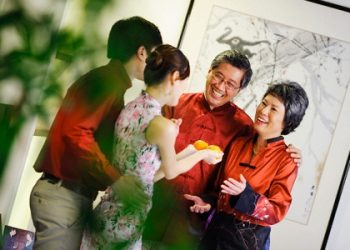 Những món quà Tết cho bố mẹ chồng ưng ý, hài lòng
