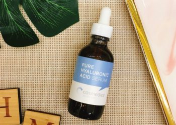 Review tinh chất cấp nước Cosmedica Pure Hyaluronic Acid Serum: dưỡng ẩm mịn màng cho làn da tươi trẻ