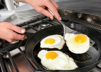 Nguy hiểm chết người khi dùng chảo chống dính sai cách