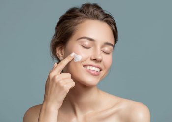 Panthenol là gì? Vì sao được xem là thành phần phục hồi da được ưa chuộng nhất?