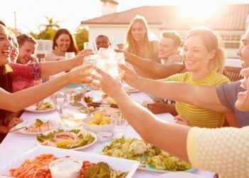 Tuyệt chiêu giữ sức cho chồng ngày Tết chị em không thể bỏ qua