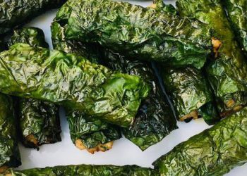 Thêm bước này, chả lá lốt dù rán hay nướng bằng nồi chiên không dầu đều thơm ngon, lá xanh mướt, không bị khô