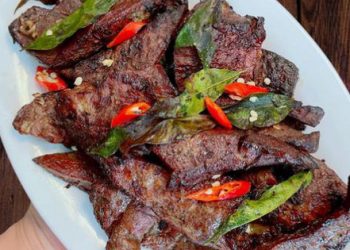 Bỏ rán, luộc hay xào đi, gan lợn kết hợp với thứ lá này, bỏ luôn vào nồi chiên không dầu thành món ngon cực phẩm, hết sạch mùi tanh