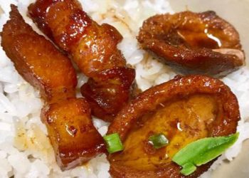 Lạ kì thứ quả miền quê nghèo tưởng bỏ đi giờ được săn lùng, kho cùng thịt thì cả nồi cơm bay biến