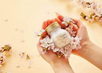 Review viên uống cấp nước Innerb Aqua Rich Radiant Soft Skin: da có thật sự căng bóng sau một đêm?