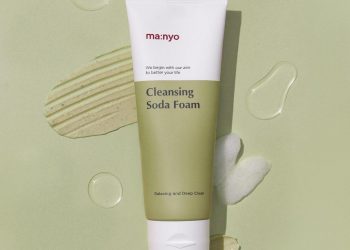 Review sữa rửa mặt thuần chay Manyo Factory Deep Pore Cleansing Soda Foam kiểm soát nhờn hiệu quả