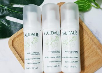 Review sữa rửa mặt Caudalie Instant Foaming Cleanser: dịu nhẹ cho làn da nhạy cảm nhất