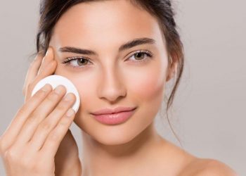 Top 10 tẩy tế bào chết hóa học được nhiều tín đồ làm đẹp ưa chuộng nhất hiện nay
