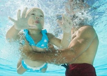 Cách nhận biết bể bơi an toàn cho trẻ không thể bỏ qua
