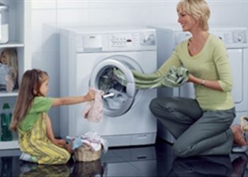 Cách giặt và bảo quản quần áo cho trẻ nhất định phải biết