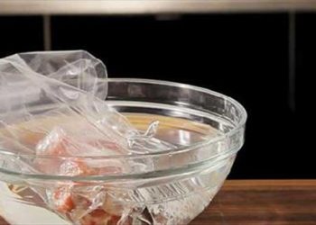 2 cách rã đông thịt sai lầm gây ảnh hưởng tới sức khỏe mà hầu hết chị em đều mắc phải, bạn có chắc mình không nằm trong số đó?