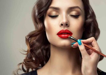 Các bước trang điểm cơ bản dành cho người mới học makeup