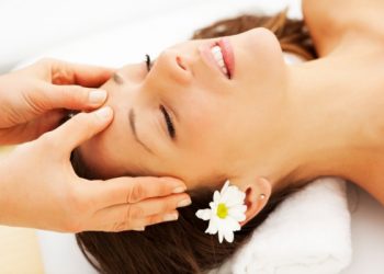 Hướng dẫn 12 cách trị đau nửa đầu không dùng thuốc