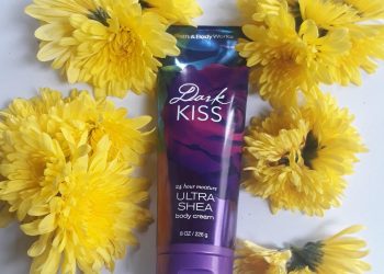 Review kem dưỡng thể Bath & Body Works Dark Kiss Ultra Shea Body Cream: Sản phẩm có “chất” như lời đồn?