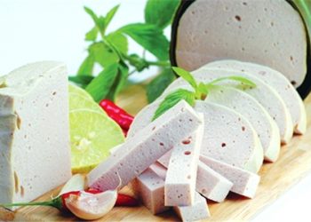 Mách bạn 5 mẹo nhỏ để làm giò lụa thơm và ngon hơn