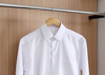 Điều mẹ cần lưu ý: 3 mẹo chăm sóc quần áo bé sạch khuẩn khi hoạt động ở trường