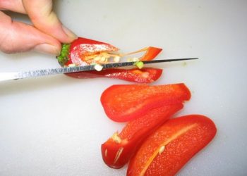 12 mẹo nhỏ nhưng hữu ích trong bếp bạn nên tham khảo